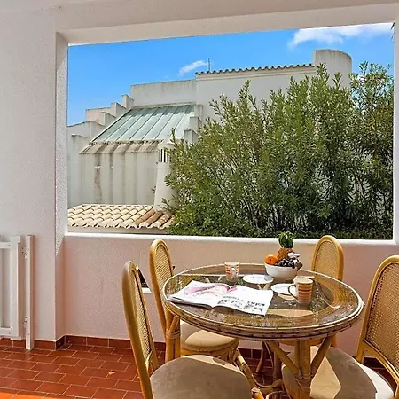 Sleeps 8 With Pool And Air Con Βίλα