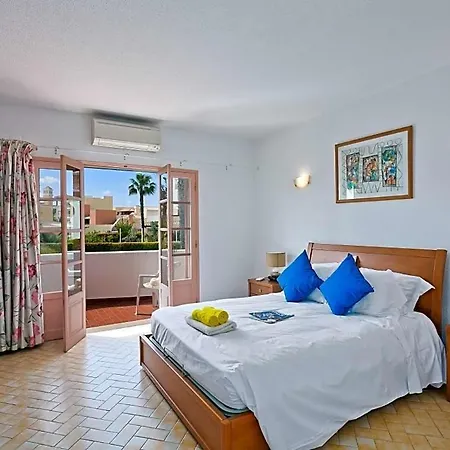 Sleeps 8 With Pool And Air Con * Βιλαμούρα
