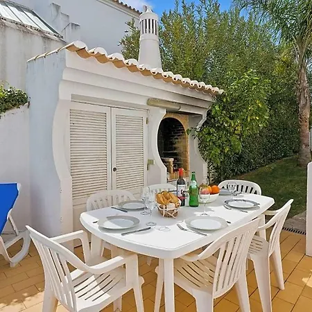 Sleeps 8 With Pool And Air Con Βίλα *