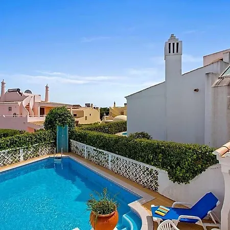 Sleeps 8 With Pool And Air Con Villa *